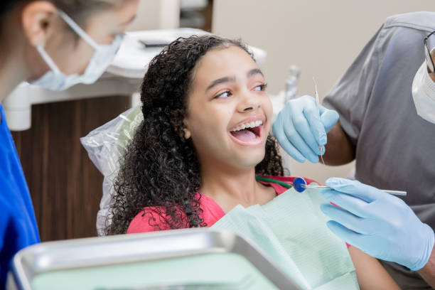 Best Emergency Broken Tooth Repair in Old Miakka, FL